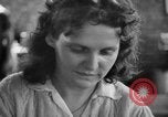 Immagine di Donne americane Aberdeen Maryland USA, 1943, secondo 31 filmato di repertorio 65675049128
