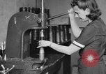 Immagine di Donne americane Aberdeen Maryland USA, 1943, secondo 54 filmato di repertorio 65675049128