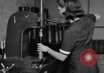 Immagine di Donne americane Aberdeen Maryland USA, 1943, secondo 55 filmato di repertorio 65675049128