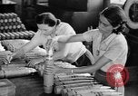 Immagine di Donne americane Aberdeen Maryland USA, 1943, secondo 59 filmato di repertorio 65675049128
