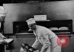 Image boulangerie mobile United States USA, 1943, de la seconde 3 séquences d'archives historiques vidéo 65675049129