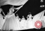 Immagine di Miss Universo United States USA, 1956, secondo 9 filmato di repertorio 65675049135