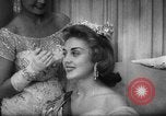 Immagine di Miss Universo United States USA, 1956, secondo 18 filmato di repertorio 65675049135