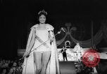 Immagine di Miss Universo United States USA, 1956, secondo 22 filmato di repertorio 65675049135