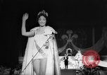 Immagine di Miss Universo United States USA, 1956, secondo 29 filmato di repertorio 65675049135