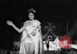 Immagine di Miss Universo United States USA, 1956, secondo 30 filmato di repertorio 65675049135