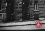 Standbild ungarische Revolution Ungarn, 1956, aus Sekunde 9 historischem Filmmaterial Videoclip 65675049140