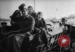 Standbild ungarische Revolution Ungarn, 1956, aus Sekunde 17 historischem Filmmaterial Videoclip 65675049140