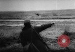 Standbild ungarische Revolution Ungarn, 1956, aus Sekunde 35 historischem Filmmaterial Videoclip 65675049140