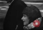 Standbild ungarische Revolution Ungarn, 1956, aus Sekunde 42 historischem Filmmaterial Videoclip 65675049140