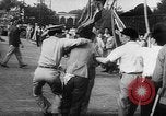 Standbild kommunistische Gewalt Europa, 1950, aus Sekunde 30 historischem Filmmaterial Videoclip 65675049143