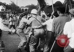 Standbild kommunistische Gewalt Europa, 1950, aus Sekunde 32 historischem Filmmaterial Videoclip 65675049143