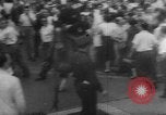 Standbild kommunistische Gewalt Europa, 1950, aus Sekunde 44 historischem Filmmaterial Videoclip 65675049143