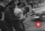 Standbild kommunistische Gewalt Europa, 1950, aus Sekunde 51 historischem Filmmaterial Videoclip 65675049143