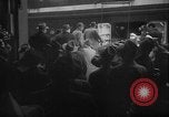Standbild kommunistische Gewalt Europa, 1950, aus Sekunde 58 historischem Filmmaterial Videoclip 65675049143