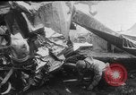 Immagine di C-124 crash Giappone, 1953, secondo 6 filmato di repertorio 65675049151