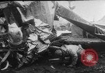 Immagine di C-124 crash Giappone, 1953, secondo 7 filmato di repertorio 65675049151