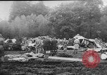 Immagine di C-124 crash Giappone, 1953, secondo 13 filmato di repertorio 65675049151