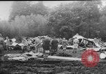Immagine di C-124 crash Giappone, 1953, secondo 15 filmato di repertorio 65675049151