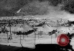 Standbild nordkoreanischen gefangenen Ausschreitungen United States USA, 1952, aus Sekunde 3 historischem Filmmaterial Videoclip 65675049159