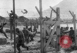 Standbild nordkoreanischen gefangenen Ausschreitungen United States USA, 1952, aus Sekunde 8 historischem Filmmaterial Videoclip 65675049159