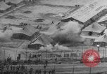 Standbild nordkoreanischen gefangenen Ausschreitungen United States USA, 1952, aus Sekunde 19 historischem Filmmaterial Videoclip 65675049159