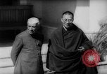 Immagine di Dalai Lama Mussoorie India, 1959, secondo 22 filmato di repertorio 65675049189