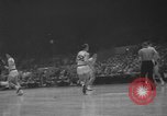 Standbild Kentucky Wildcats Louisville Kentucky USA, 1958, aus Sekunde 6 historischem Filmmaterial Videoclip 65675049192