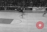 Standbild Kentucky Wildcats Louisville Kentucky USA, 1958, aus Sekunde 28 historischem Filmmaterial Videoclip 65675049192