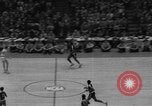 Standbild Kentucky Wildcats Louisville Kentucky USA, 1958, aus Sekunde 40 historischem Filmmaterial Videoclip 65675049192