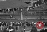 Standbild Kentucky Derby Louisville Kentucky USA, 1958, aus Sekunde 10 historischem Filmmaterial Videoclip 65675049193