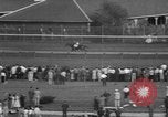 Standbild Kentucky Derby Louisville Kentucky USA, 1958, aus Sekunde 14 historischem Filmmaterial Videoclip 65675049193