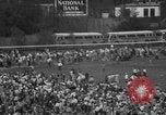 Standbild Kentucky Derby Louisville Kentucky USA, 1958, aus Sekunde 27 historischem Filmmaterial Videoclip 65675049193