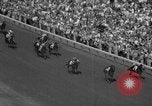 Standbild Kentucky Derby Louisville Kentucky USA, 1958, aus Sekunde 36 historischem Filmmaterial Videoclip 65675049193
