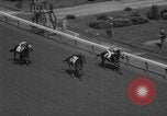 Standbild Kentucky Derby Louisville Kentucky USA, 1958, aus Sekunde 38 historischem Filmmaterial Videoclip 65675049193