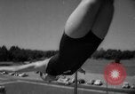 Standbild diving Meisterschaft Topeka Kansas USA, 1958, aus Sekunde 27 historischem Filmmaterial Videoclip 65675049199