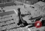 Standbild diving Meisterschaft Topeka Kansas USA, 1958, aus Sekunde 28 historischem Filmmaterial Videoclip 65675049199