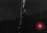 Immagine di Navy diver United States USA, 1943, secondo 41 filmato di repertorio 65675049200