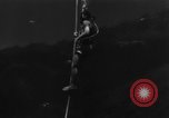 Immagine di Navy diver United States USA, 1943, secondo 42 filmato di repertorio 65675049200