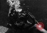 Standbild Navy Diver United States USA, 1943, aus Sekunde 7 historischem Filmmaterial Videoclip 65675049203