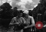 Image Navy diver eau entrée United States USA, 1943, de la seconde 5 séquences d'archives historiques vidéo 65675049206