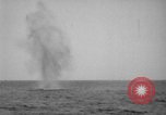 Image mine explosion Nouméa France, 1943, de la seconde 12 séquences d'archives historiques vidéo 65675049210