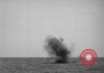 Image mine explosion Nouméa France, 1943, de la seconde 18 séquences d'archives historiques vidéo 65675049210