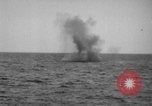 Image mine explosion Nouméa France, 1943, de la seconde 20 séquences d'archives historiques vidéo 65675049210