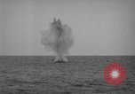 Image mine explosion Nouméa France, 1943, de la seconde 40 séquences d'archives historiques vidéo 65675049210