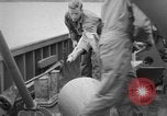 Immagine di Motore ausiliario Minesweeper Noumea Francia, 1943, secondo 42 filmato di repertorio 65675049212