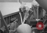 Immagine di Motore ausiliario Minesweeper Noumea Francia, 1943, secondo 43 filmato di repertorio 65675049212