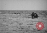 Standbild USA Minesweeper in Betrieb Zweiten Weltkrieg Pacific Theater, 1943, aus Sekunde 19 historischem Filmmaterial Videoclip 65675049213