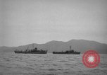 Standbild USA Minesweeper in Betrieb Zweiten Weltkrieg Pacific Theater, 1943, aus Sekunde 35 historischem Filmmaterial Videoclip 65675049213