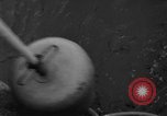 Standbild USA Minesweeper in Betrieb Zweiten Weltkrieg Pacific Theater, 1943, aus Sekunde 43 historischem Filmmaterial Videoclip 65675049213